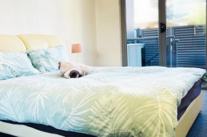 New Comfy stylish Apt in Rhodes Next to train n shopping center Sydney